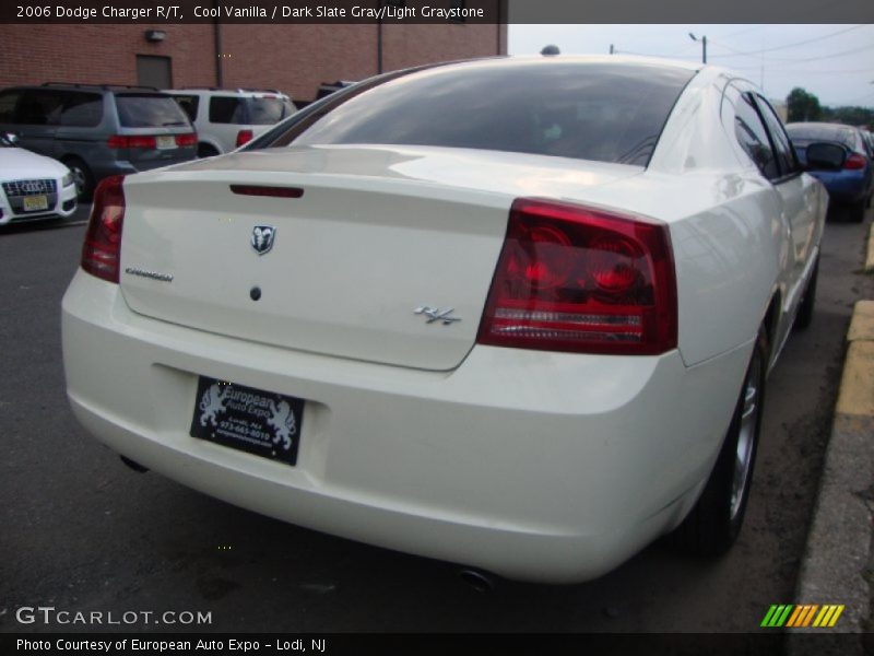 Cool Vanilla / Dark Slate Gray/Light Graystone 2006 Dodge Charger R/T