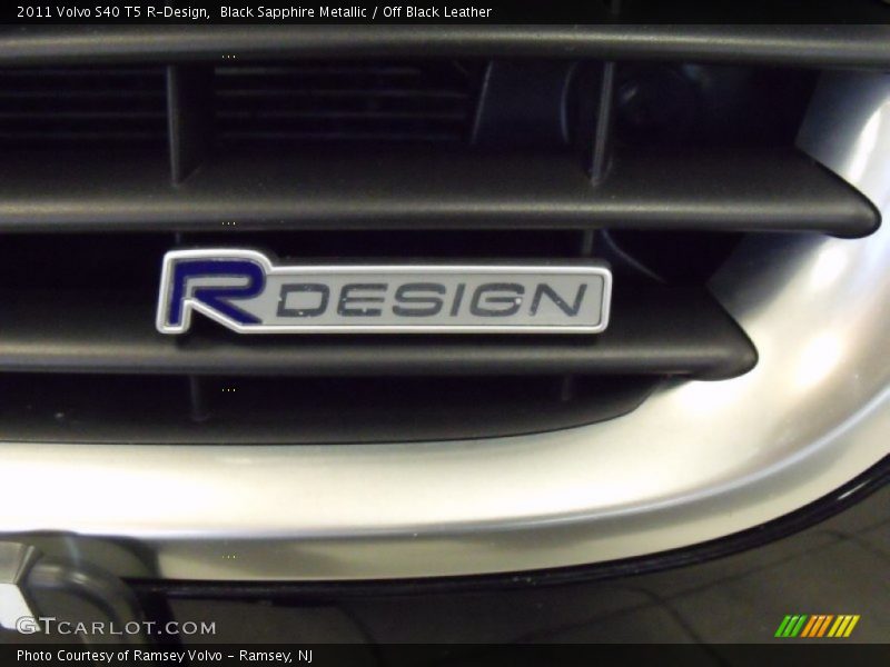 Black Sapphire Metallic / Off Black Leather 2011 Volvo S40 T5 R-Design