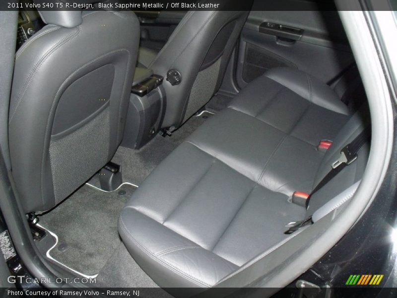 Black Sapphire Metallic / Off Black Leather 2011 Volvo S40 T5 R-Design