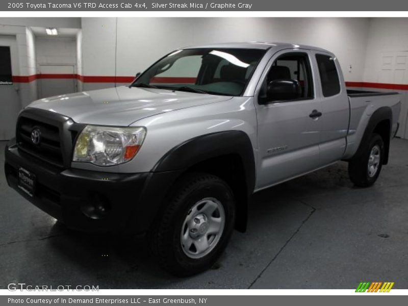 Silver Streak Mica / Graphite Gray 2005 Toyota Tacoma V6 TRD Access Cab 4x4