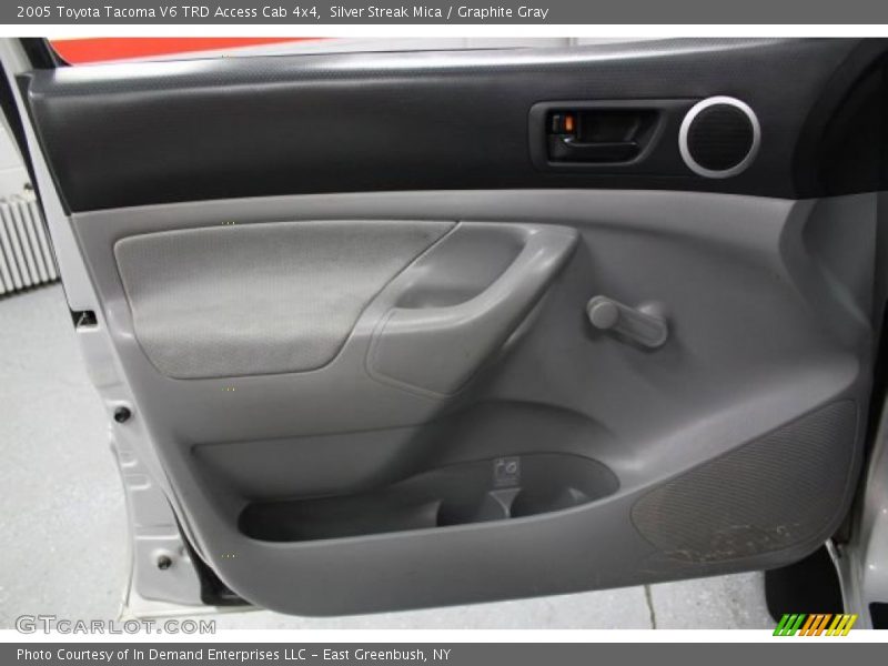 Silver Streak Mica / Graphite Gray 2005 Toyota Tacoma V6 TRD Access Cab 4x4