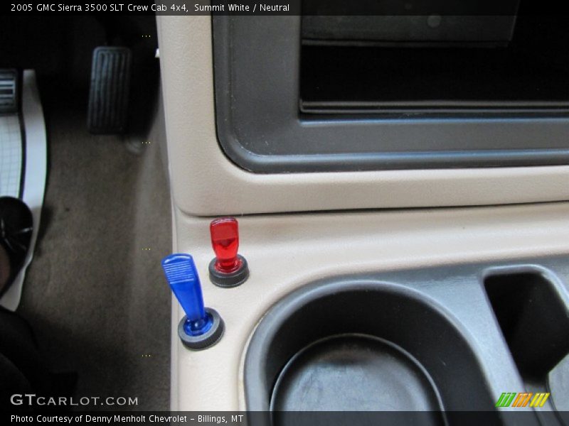 Summit White / Neutral 2005 GMC Sierra 3500 SLT Crew Cab 4x4