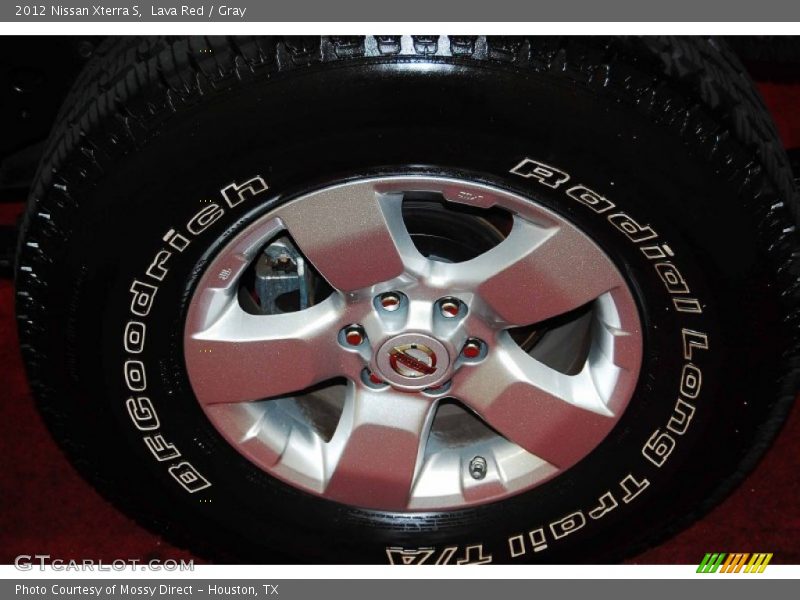Lava Red / Gray 2012 Nissan Xterra S