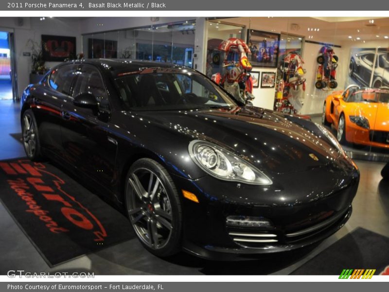 Basalt Black Metallic / Black 2011 Porsche Panamera 4