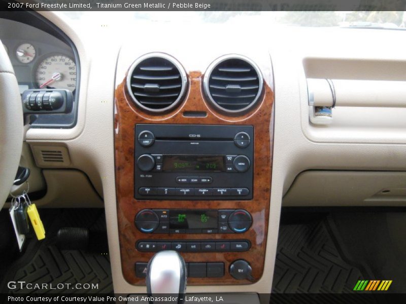 Titanium Green Metallic / Pebble Beige 2007 Ford Freestyle Limited