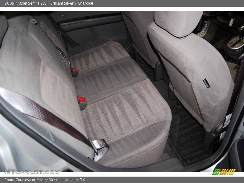 Brilliant Silver / Charcoal 2009 Nissan Sentra 2.0