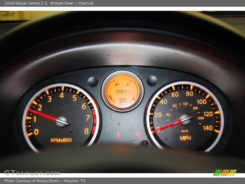 Brilliant Silver / Charcoal 2009 Nissan Sentra 2.0