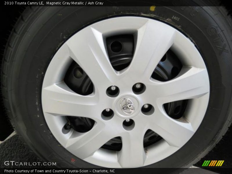 Magnetic Gray Metallic / Ash Gray 2010 Toyota Camry LE