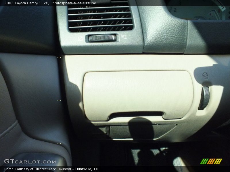 Stratosphere Mica / Taupe 2002 Toyota Camry SE V6