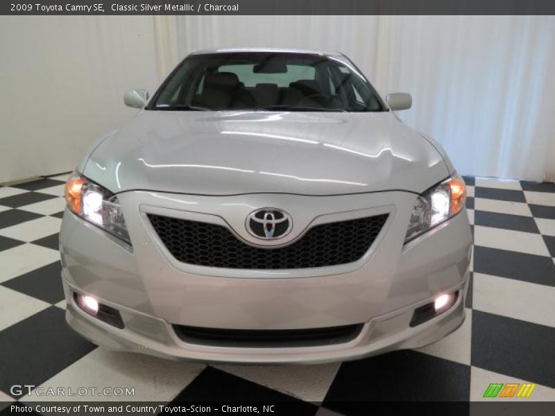 Classic Silver Metallic / Charcoal 2009 Toyota Camry SE