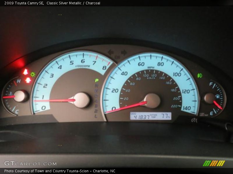 Classic Silver Metallic / Charcoal 2009 Toyota Camry SE