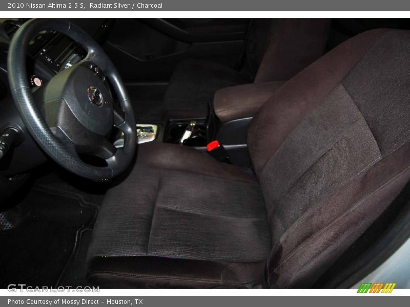 Radiant Silver / Charcoal 2010 Nissan Altima 2.5 S