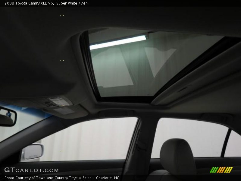 Super White / Ash 2008 Toyota Camry XLE V6