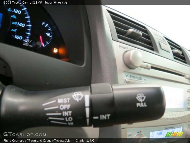 Super White / Ash 2008 Toyota Camry XLE V6