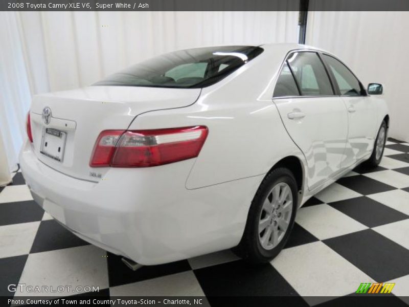 Super White / Ash 2008 Toyota Camry XLE V6