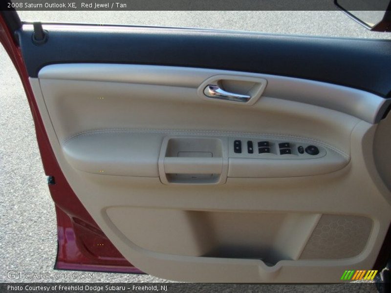 Red Jewel / Tan 2008 Saturn Outlook XE