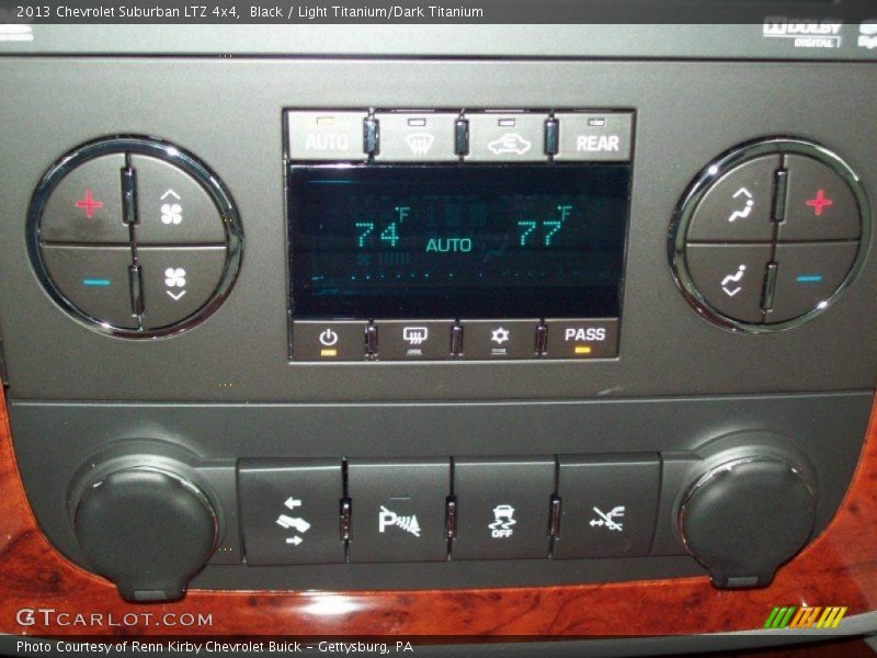 Black / Light Titanium/Dark Titanium 2013 Chevrolet Suburban LTZ 4x4