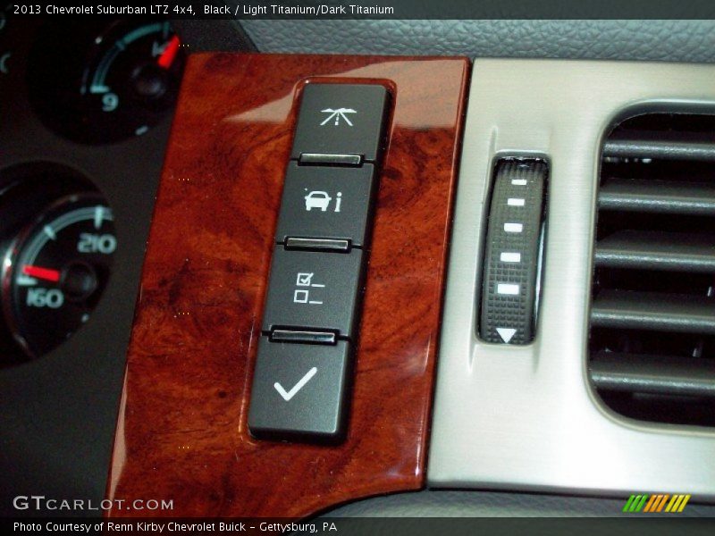 Black / Light Titanium/Dark Titanium 2013 Chevrolet Suburban LTZ 4x4