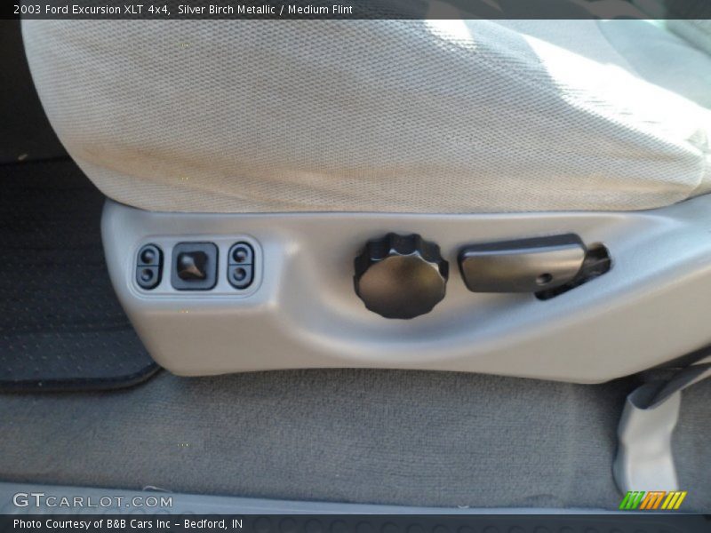 Silver Birch Metallic / Medium Flint 2003 Ford Excursion XLT 4x4