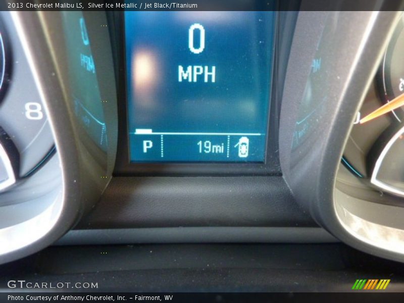 Silver Ice Metallic / Jet Black/Titanium 2013 Chevrolet Malibu LS
