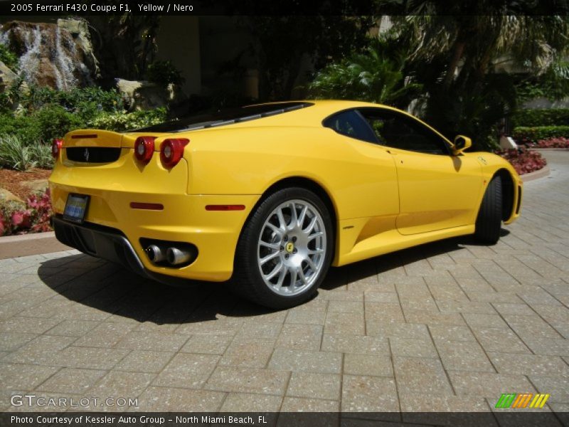 Yellow / Nero 2005 Ferrari F430 Coupe F1