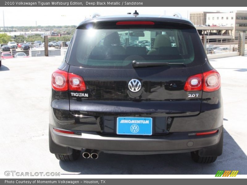 Deep Black Metallic / Sandstone 2010 Volkswagen Tiguan Wolfsburg Edition