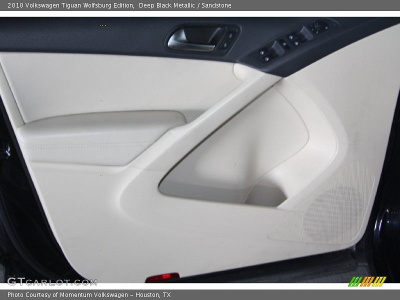 Deep Black Metallic / Sandstone 2010 Volkswagen Tiguan Wolfsburg Edition