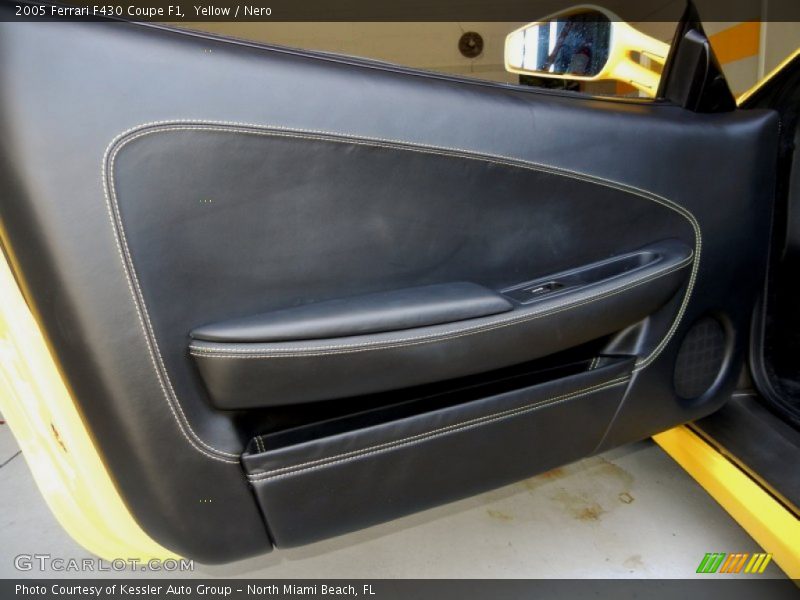 Door Panel of 2005 F430 Coupe F1