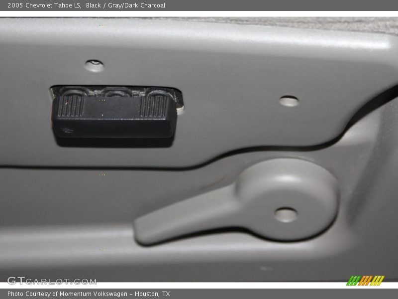 Black / Gray/Dark Charcoal 2005 Chevrolet Tahoe LS