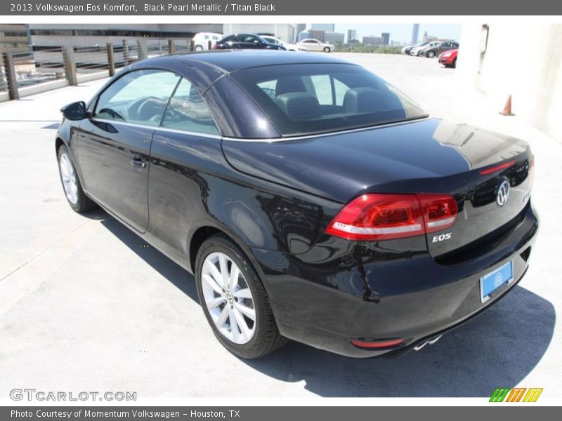 Black Pearl Metallic / Titan Black 2013 Volkswagen Eos Komfort