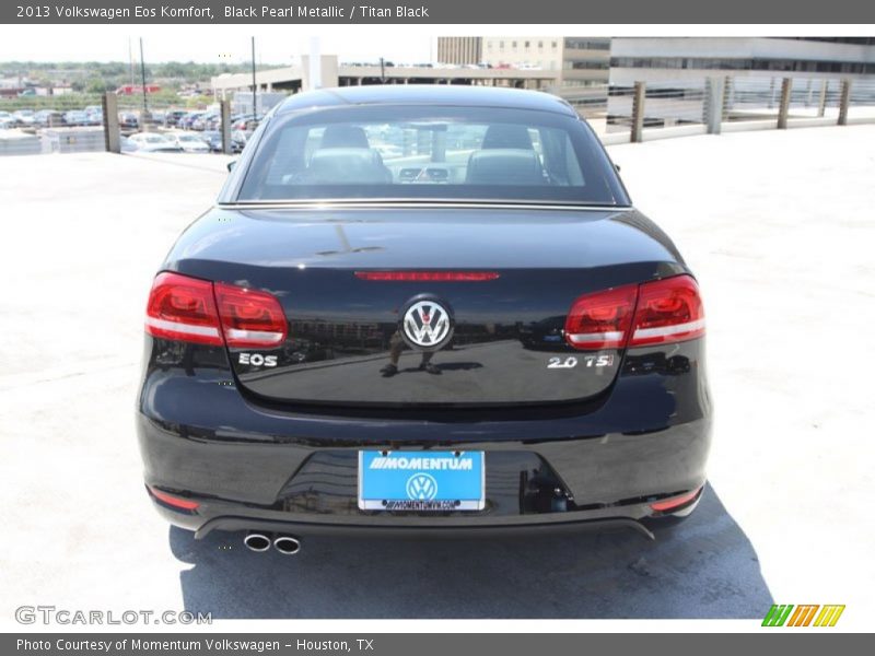 Black Pearl Metallic / Titan Black 2013 Volkswagen Eos Komfort