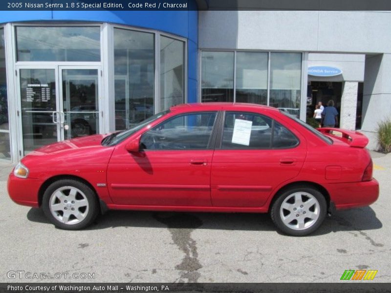 Code Red / Charcoal 2005 Nissan Sentra 1.8 S Special Edition