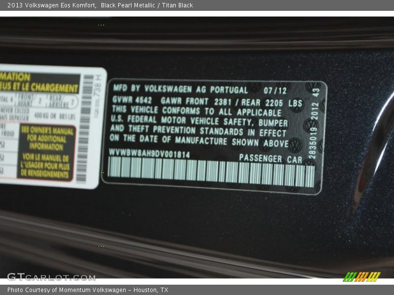 Black Pearl Metallic / Titan Black 2013 Volkswagen Eos Komfort