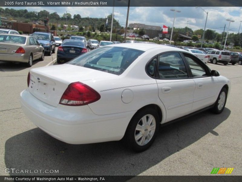 Vibrant White / Medium/Dark Flint 2005 Ford Taurus SEL