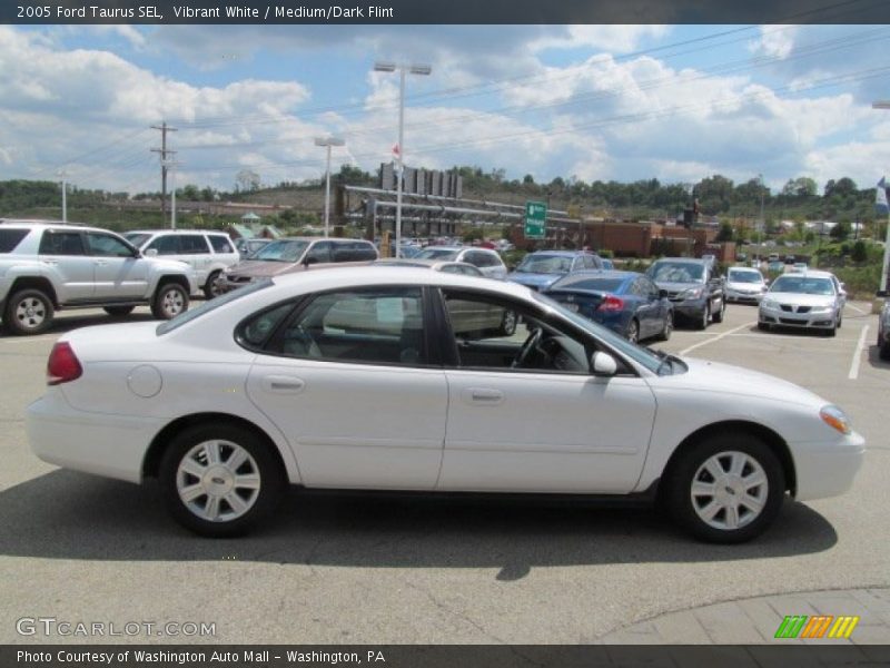 Vibrant White / Medium/Dark Flint 2005 Ford Taurus SEL