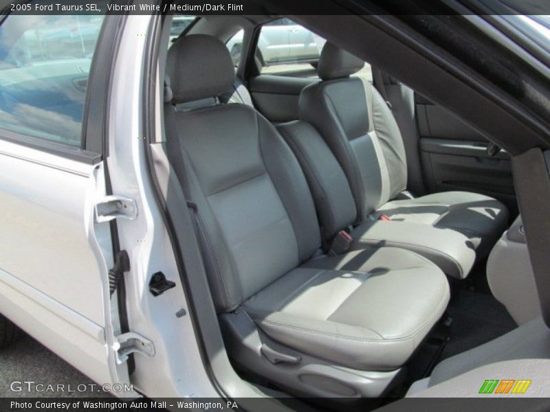Vibrant White / Medium/Dark Flint 2005 Ford Taurus SEL