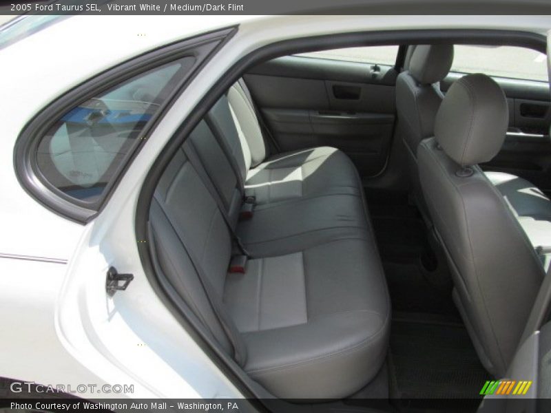 Vibrant White / Medium/Dark Flint 2005 Ford Taurus SEL