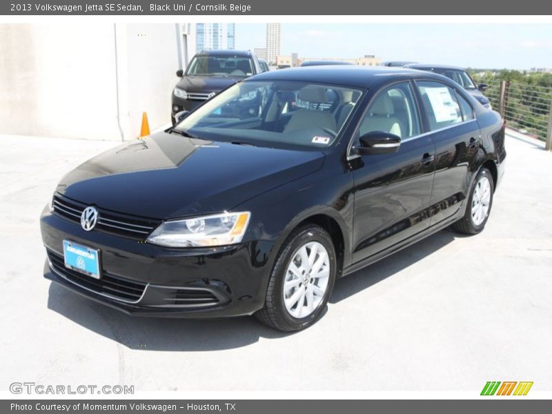 Black Uni / Cornsilk Beige 2013 Volkswagen Jetta SE Sedan