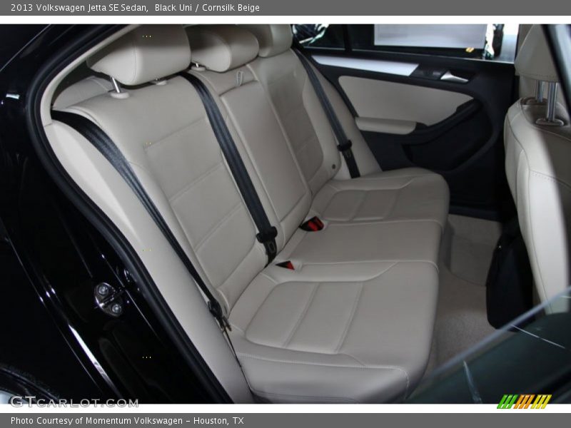 Black Uni / Cornsilk Beige 2013 Volkswagen Jetta SE Sedan