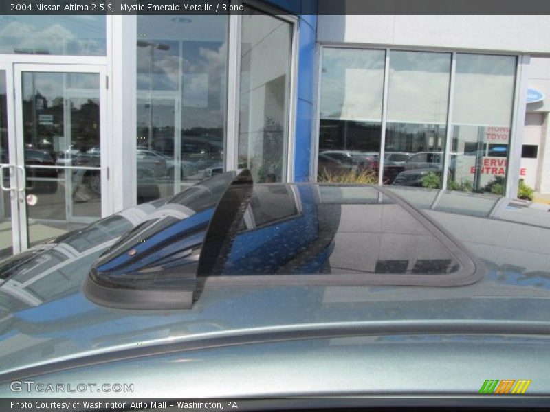 Mystic Emerald Metallic / Blond 2004 Nissan Altima 2.5 S