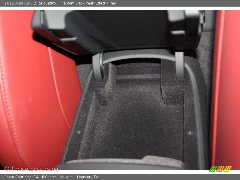 Phantom Black Pearl Effect / Red 2012 Audi R8 5.2 FSI quattro