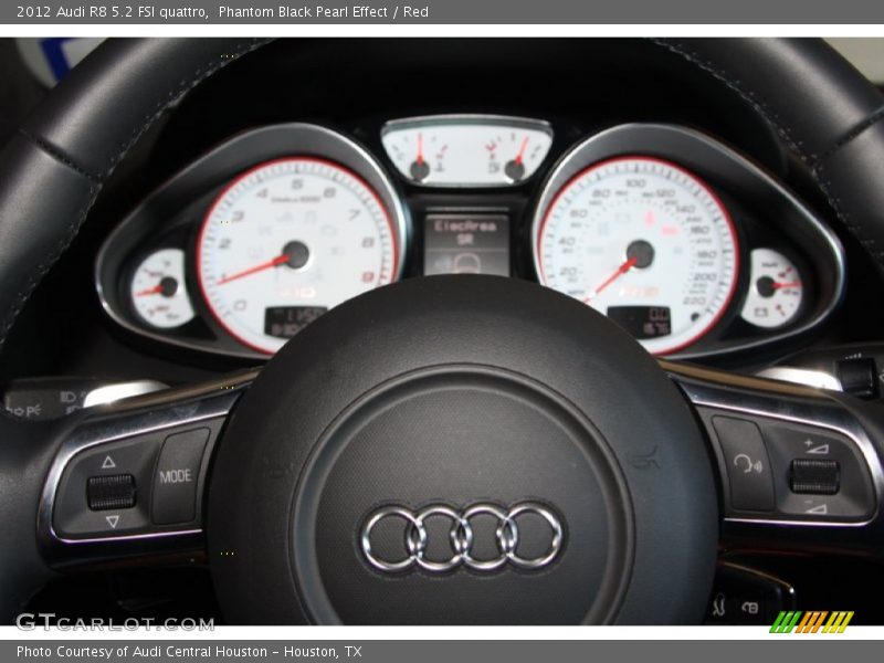  2012 R8 5.2 FSI quattro 5.2 FSI quattro Gauges