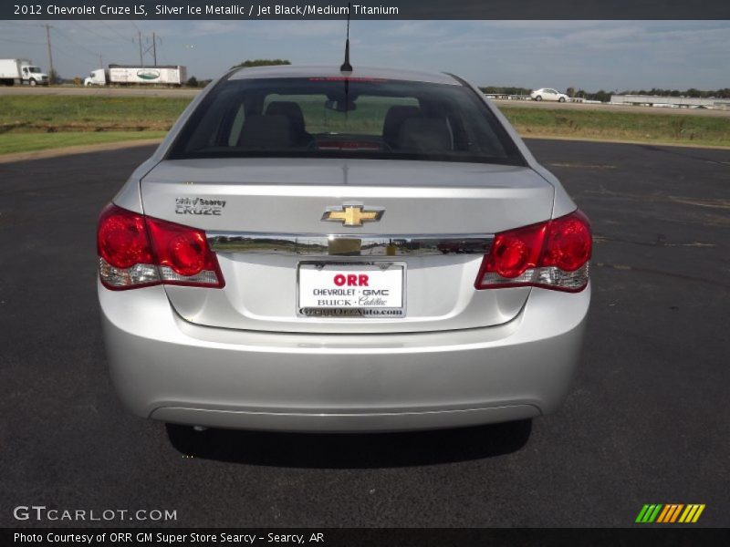 Silver Ice Metallic / Jet Black/Medium Titanium 2012 Chevrolet Cruze LS