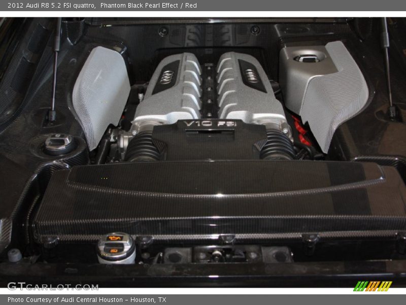  2012 R8 5.2 FSI quattro Engine - 5.2 Liter FSI DOHC 40-Valve VVT V10