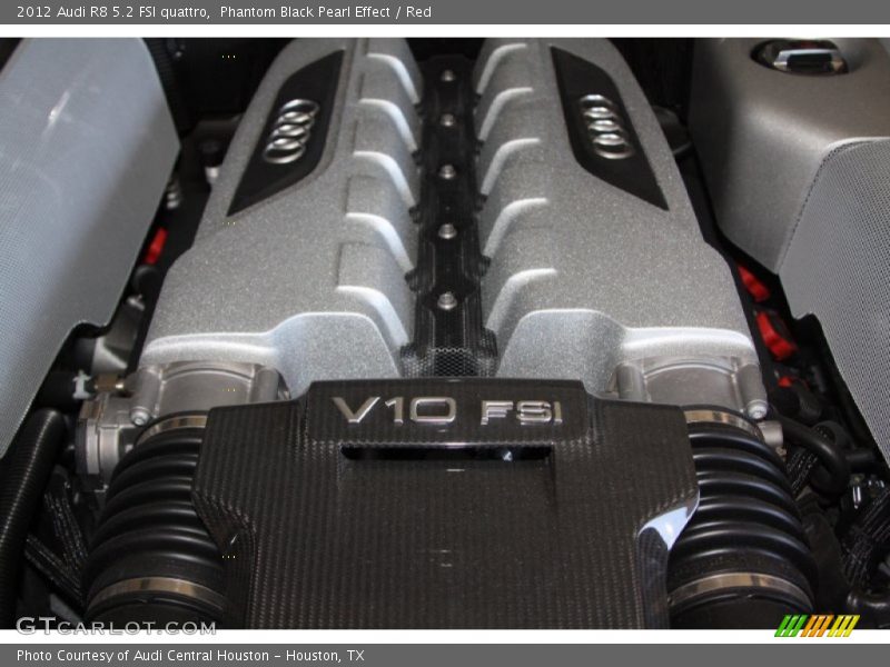  2012 R8 5.2 FSI quattro Engine - 5.2 Liter FSI DOHC 40-Valve VVT V10