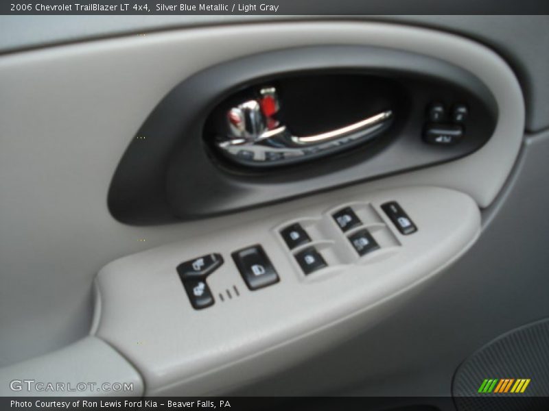 Silver Blue Metallic / Light Gray 2006 Chevrolet TrailBlazer LT 4x4