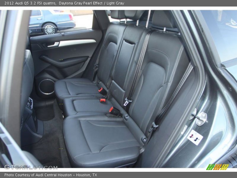 Rear Seat of 2012 Q5 3.2 FSI quattro