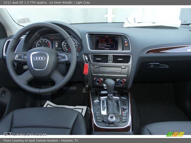 Ice Silver Metallic / Light Gray 2012 Audi Q5 2.0 TFSI quattro