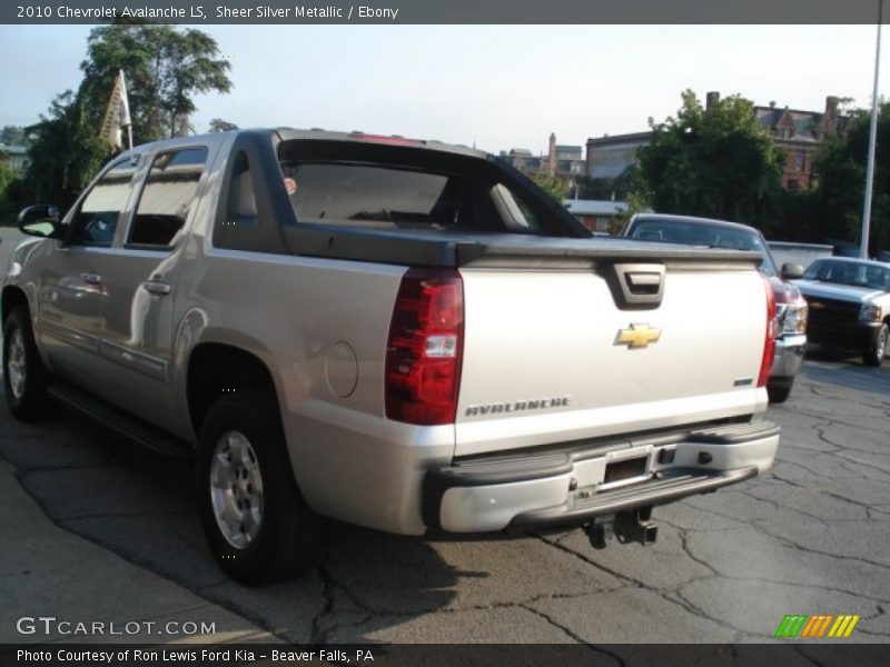 Sheer Silver Metallic / Ebony 2010 Chevrolet Avalanche LS