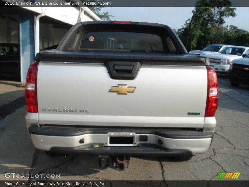 Sheer Silver Metallic / Ebony 2010 Chevrolet Avalanche LS